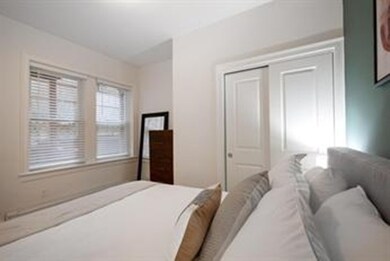 674 Washington St unit 6, Brookline, MA 02446 - photo 6