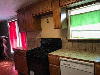 721 SE Port Ave, Lincoln City, OR 97367 - photo 3