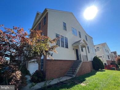 42693 Newcomer Terrace, Chantilly, VA 20152 - photo 2