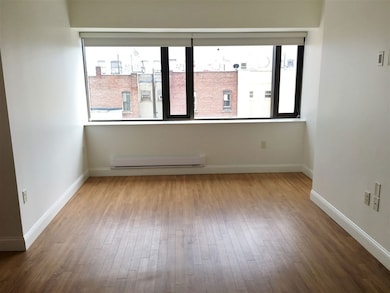 875 Elm St unit 413, Manchester, NH 03101 - photo 6