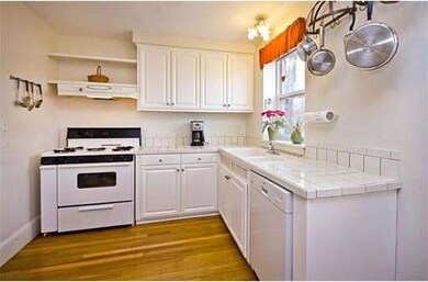 2 Oleary Way unit 72, Jamaica Plain, MA 02130 - photo 4