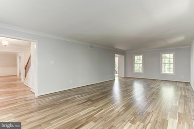 2604 Mountain Laurel Place, Reston, VA 20191 - photo 6