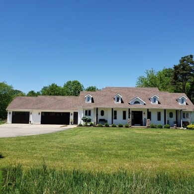 1615 Creek Side Ct, Wayland, MI 49348 - photo 2