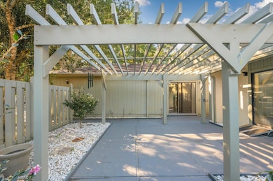 900 Bay Dr unit 62, Niceville, FL 32578 - photo 7