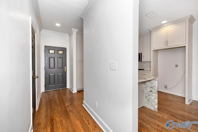 4770 Whitesburg Dr SE unit 303, Huntsville, AL 35802 - photo 4