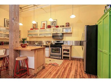 404 Roosevelt Ave unit 304, Central Falls, RI 02863 - photo 2