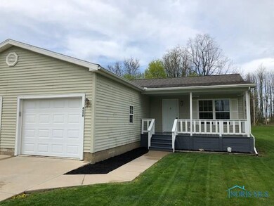 409 E Church St, West Unity, OH 43570 - photo 2