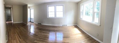 90 Walsh St, Springfield, MA 01109 - photo 3