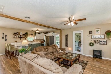 4045 Painter Branch Rd, Crestview, FL 32539 - photo 6