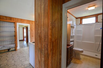 9 Meadow St, Ludlow, VT 05149 - photo 7