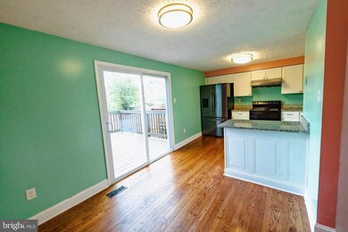 2037 Cedar Barn Way, Windsor Mill, MD 21244 - photo 5