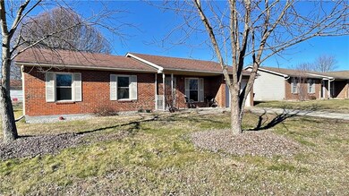 126 Hodge St, Charlestown, IN 47111 - photo 2