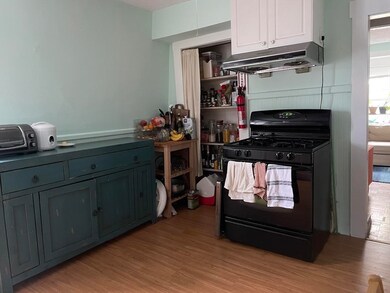 357 Windsor St unit 3, Cambridge, MA 02141 - photo 2