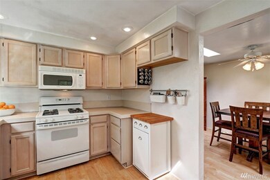 9216 220th St SW, Edmonds, WA 98020 - photo 7