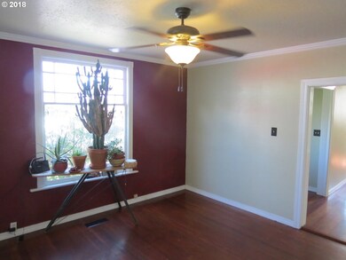 223 NW 7th St, Pendleton, OR 97801 - photo 5