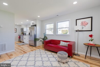 5 Center Section Ct, Middle River, MD 21220 - photo 2