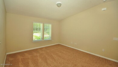 107Capri_Living