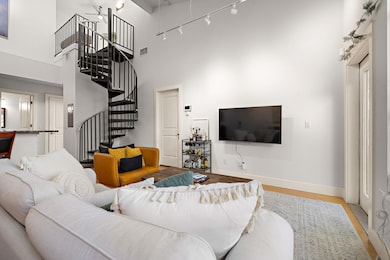 907 Duncan Ln unit 302, Austin, TX 78705 - photo 7