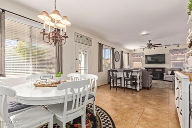 Eat-in kitchen