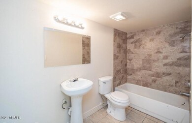 2318 E Broadway Rd bathroom2