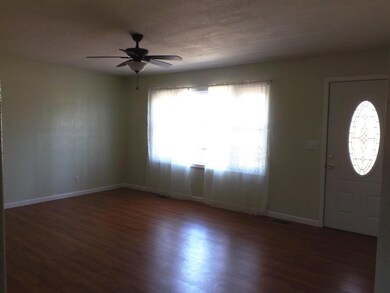 425 Dillon St, Crossville, TN 38555 - photo 7