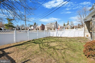 365 Kirks Ln, Drexel Hill, PA 19026 - photo 5