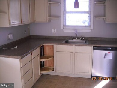 301 Peachtree Ln, Delanco, NJ 08075 - photo 5