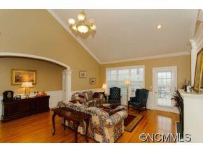 Living Room leads to Deck