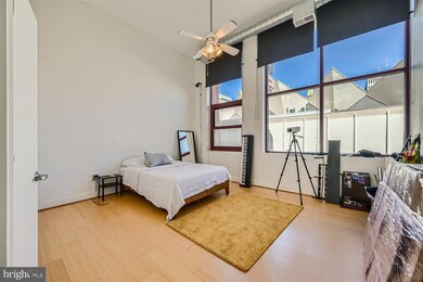 22 S Howard St unit R401, Baltimore, MD 21201 - photo 5