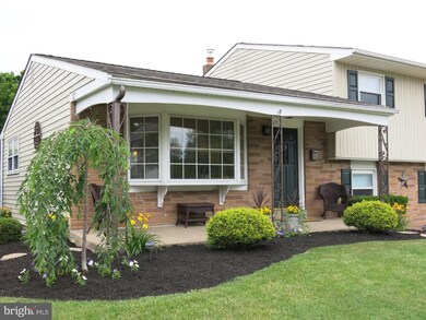 127 Paul Rd, Morrisville, PA 19067 - photo 4