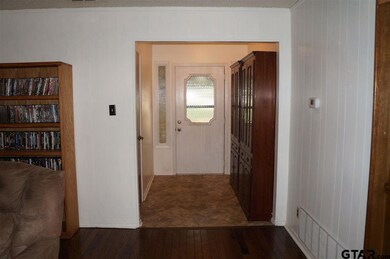 3908 3908 Wakefield Dr, Tyler, TX 75701 - photo 5