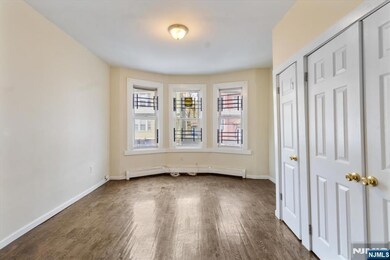 422 Jelliff Ave unit 1, Newark, NJ 07112 - photo 3