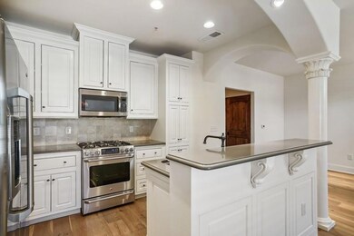 2510 N Henderson Ave unit 13, Dallas, TX 75206 - photo 2