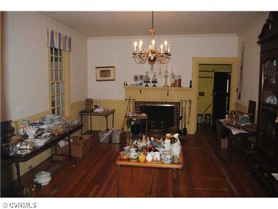 Dining Room - Dining Room with Heart Pine Floors, 