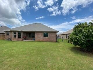 1229 Newcastle Dr, Weatherford, TX 76086 - photo 5