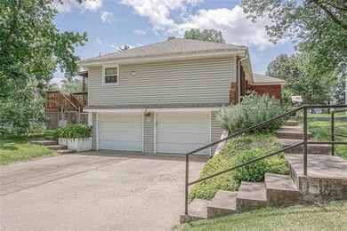 6901 Bluejacket St, Shawnee, KS 66203 - photo 5