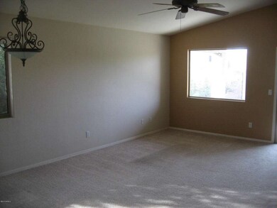 Living room/dining room