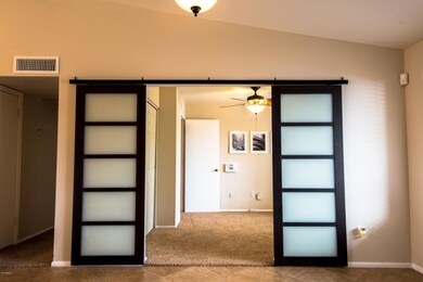 bedroom4/office