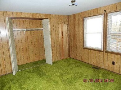 24033 Humbert Ln, Laurel, IN 47024 - photo 5