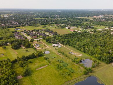 2945 Fm 1462 Rd, Alvin, TX 77511 - photo 3