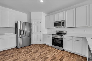 297 Osprey Ct, Lake Saint Louis, MO 63367 - photo 7