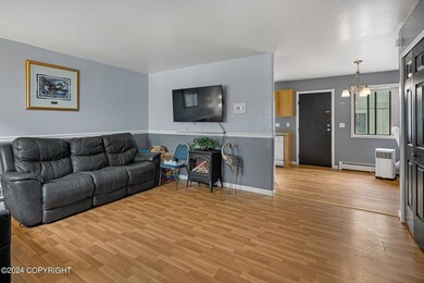 6222 W 12th-004-MLS