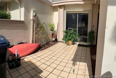 PRIVACY WALL AROUND COURTYARD