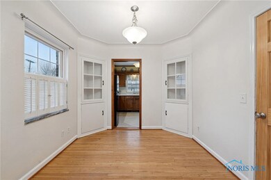 916 W Gramercy Ave, Toledo, OH 43612 - photo 7