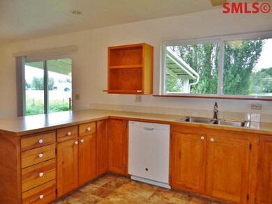 186 Moore Loop, Laclede, ID 83841 - photo 3