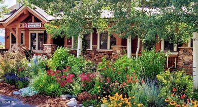 Grand Elk Club House summer (1)
