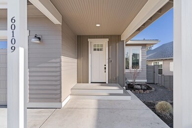 60109 SE Ruby Peak Loop, Bend, OR 97702 - photo 3