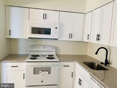 18 Chiswick Dr unit CU01, Lindenwold, NJ 08021 - photo 5