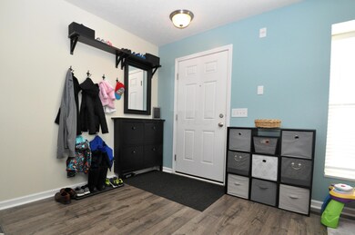 6580 Crab Apple Dr, Canal Winchester, OH 43110 - photo 3