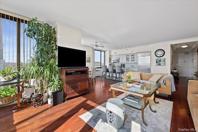 Trump Tower at City Center unit 18D, White Plains, NY 10601 - photo 7